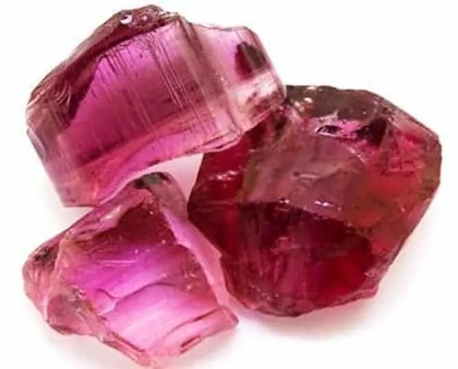 turmalina rosa propiedades